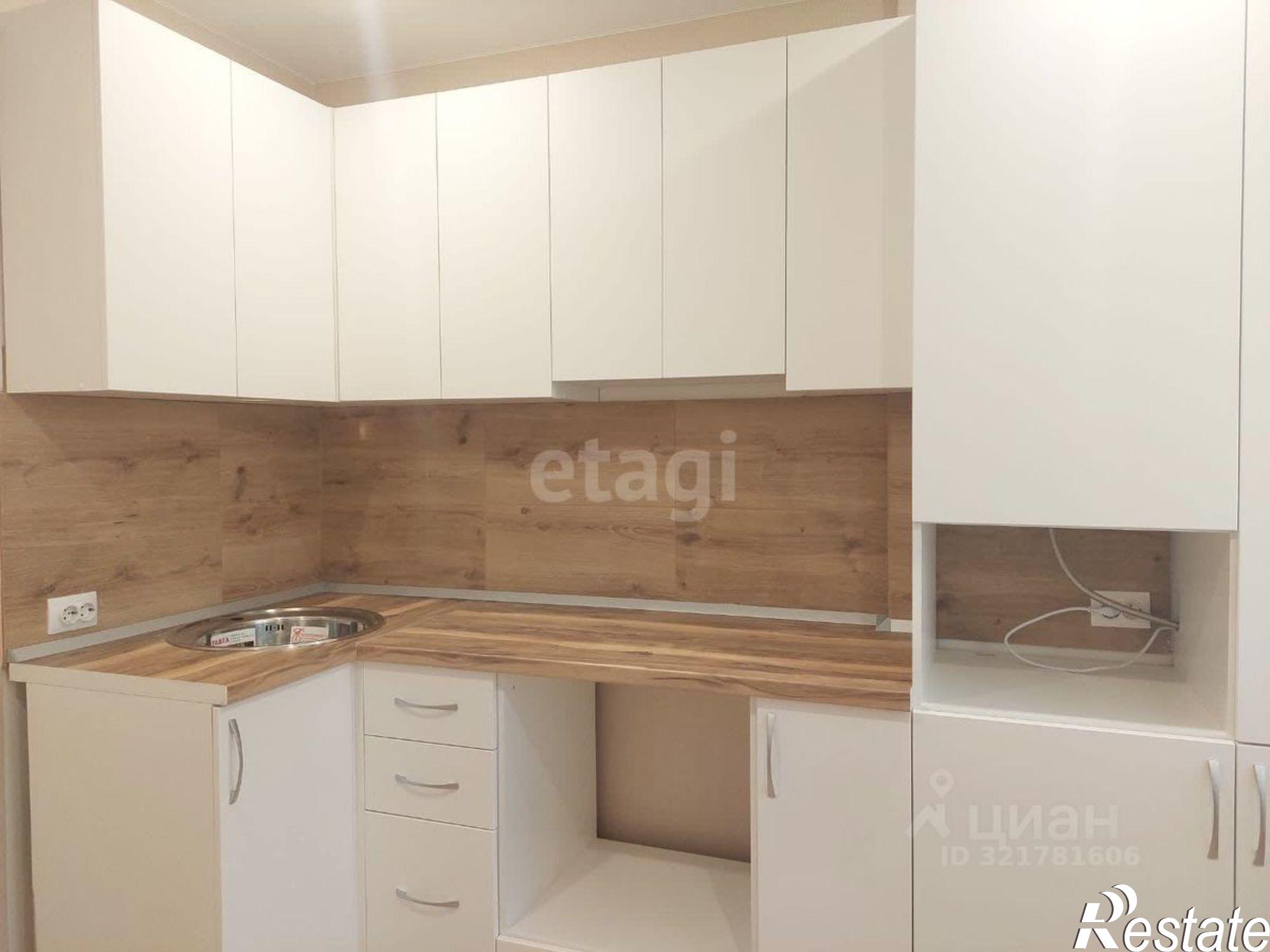 Купить квартиру за 3 800 000 рублей на Лучезарная улица, 10Б