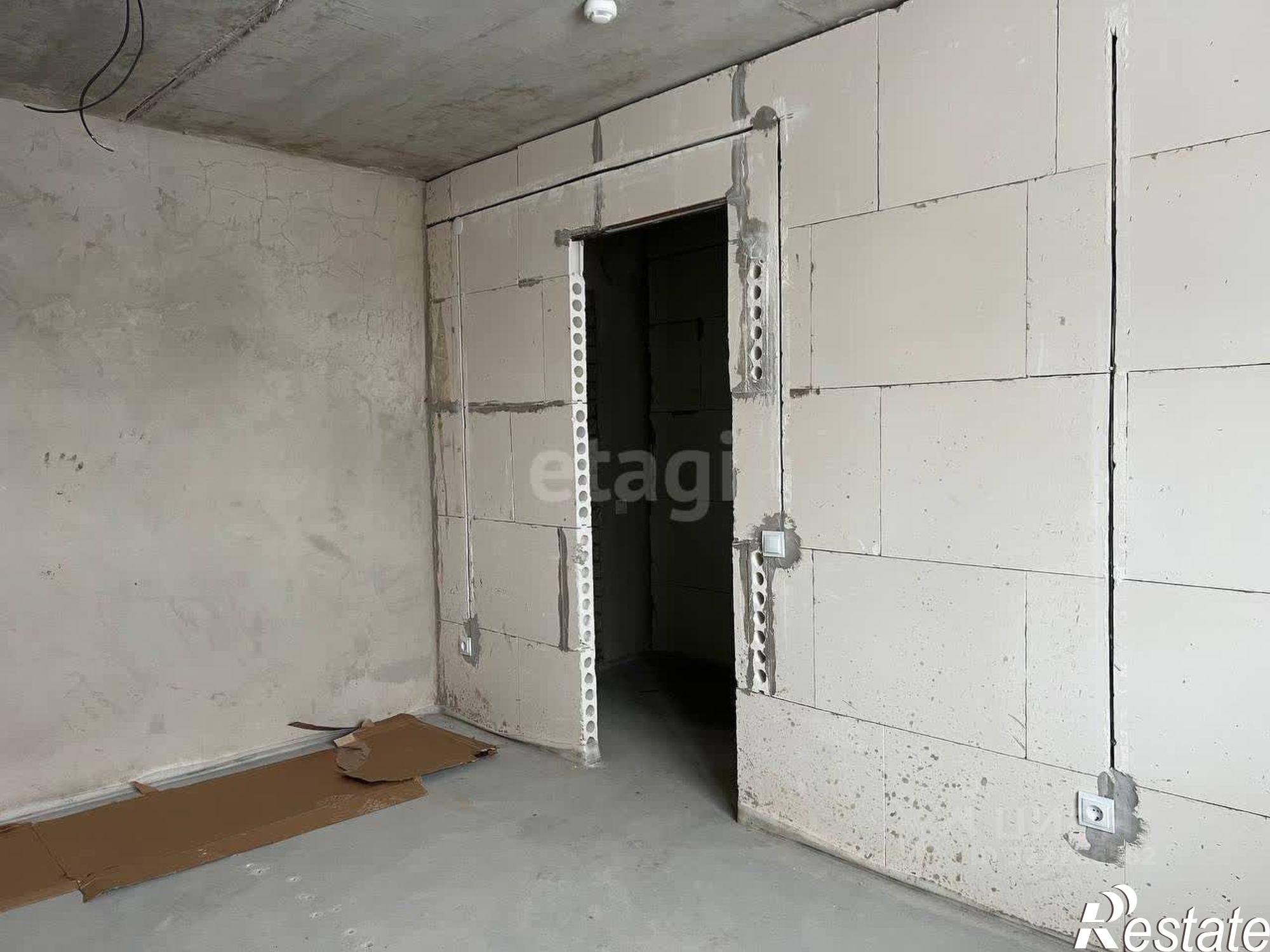 Купить квартиру за 2 700 000 рублей на Лучезарная улица, 10А