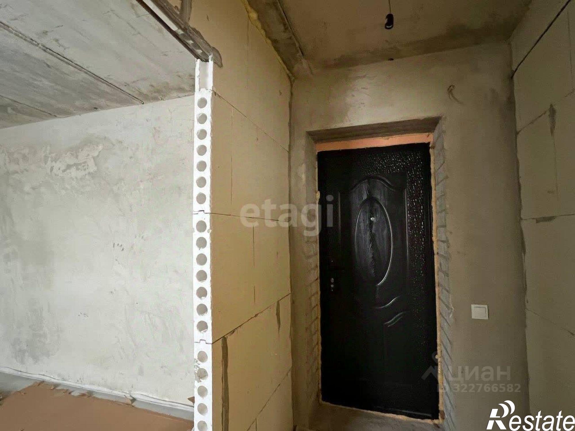 Купить квартиру за 2 700 000 рублей на Лучезарная улица, 10А