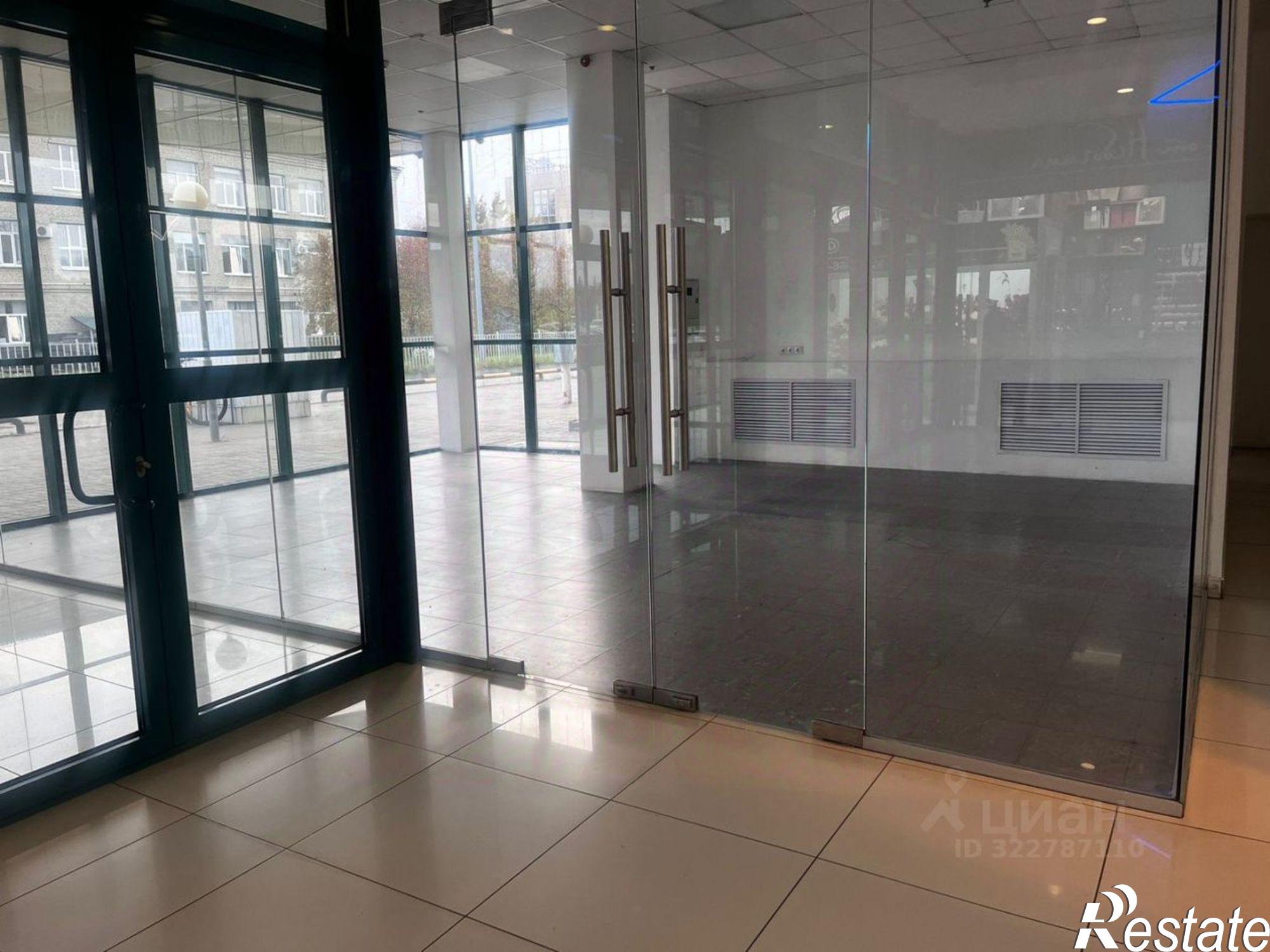 Сдать офис, помещение под офис за 124 800 рублей на бульвар Энтузиастов, 1А