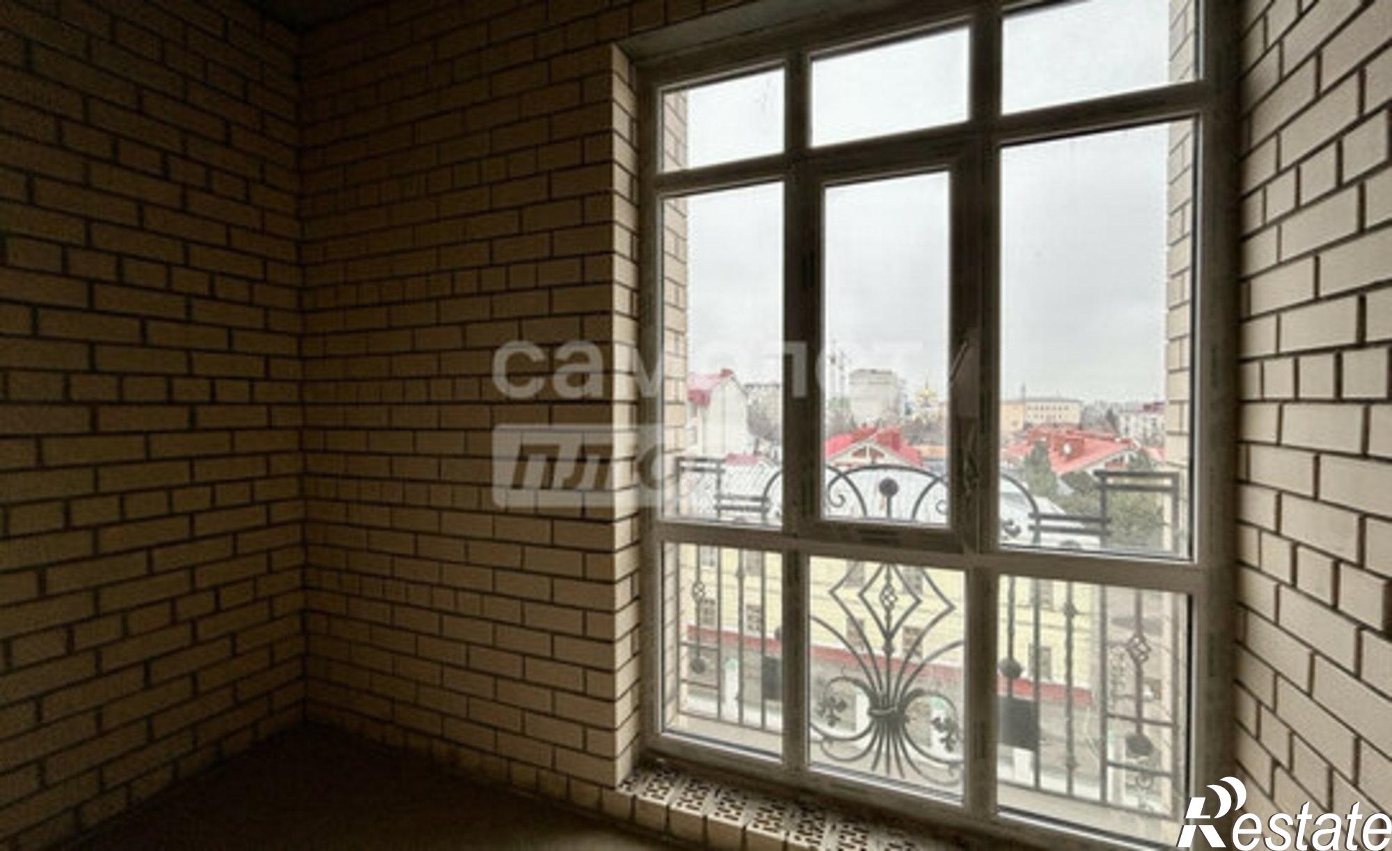 Купить квартиру за 28 000 000 рублей на Ленинградская улица, 2